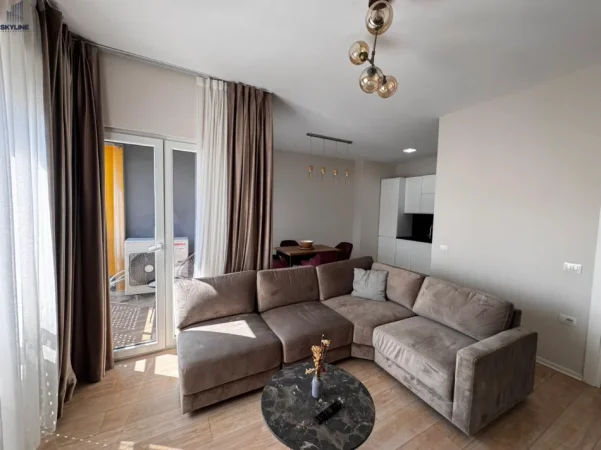 Tirane, jepet me qera apartament 2+1 Kati 4, 100 m² 1.500 € (Rruga e Kosovareve)