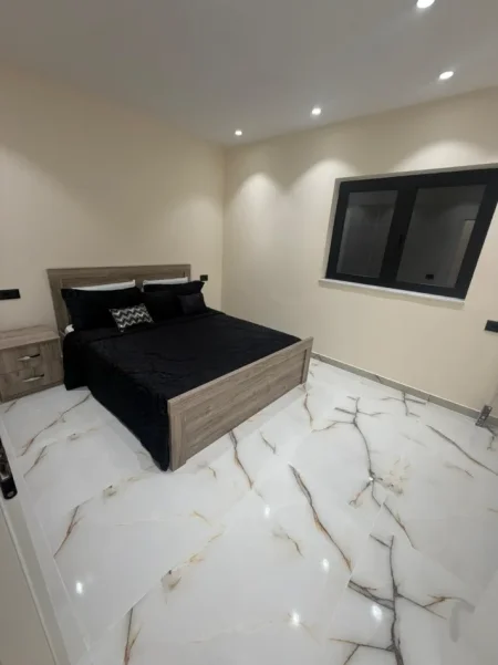 Tirane, jepet me qera apartament 2+1 Kati 2, 72 m² 800 € (RRUGA E ELBASANIT)