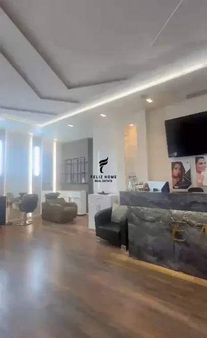 Tirane, jepet me qera dyqan Kati 0, 140 m² 2.000 € (JORDAN MISJA)