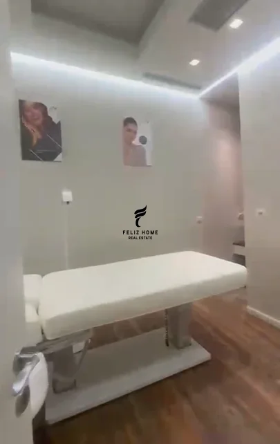 Tirane, jepet me qera dyqan Kati 0, 140 m² 2.000 € (JORDAN MISJA)