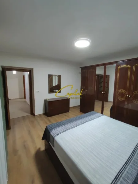 Tirane, jepet me qera apartament 1+1 Kati 2, 90 m² 800 € (RRUGA FORTUZI)