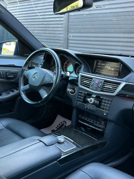 Tirane, MERCEDES-BENZ E 350 4MATIC AMG LINE Benzin, 6.300 €