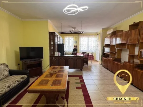 Shqiperi, jepet me qera apartament 2+1+Aneks+Ballkon Kati 8, 114 m² 220.000 € (Rruga Vllazen Huta)