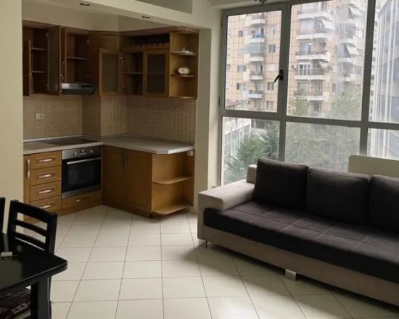 Tirane, jepet me qera apartament 2+1+Aneks+Ballkon Kati 4, 80 m² 470 € (astir , unaza e re , rruga teodor keko)