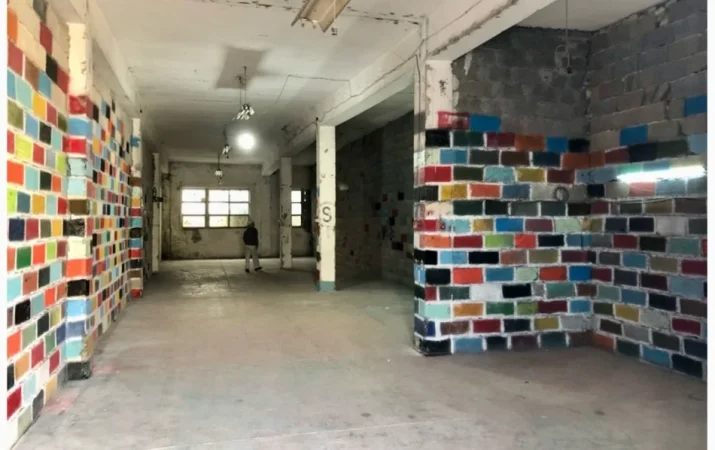 Tirane, jepet me qera aktivitet biznesi Kati 0, 155 m² 500 € 
