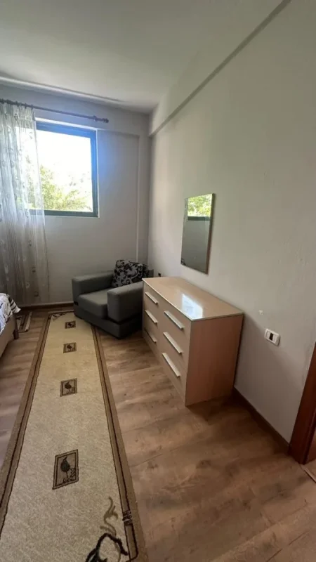 Tirane, jepet me qera apartament 1+1 Kati 1, 60 m² 350 € (Teodor Keko)