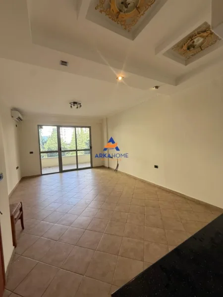 Tirane, shitet apartament 2+1+Ballkon Kati 3, 114 m² 150.000 € 