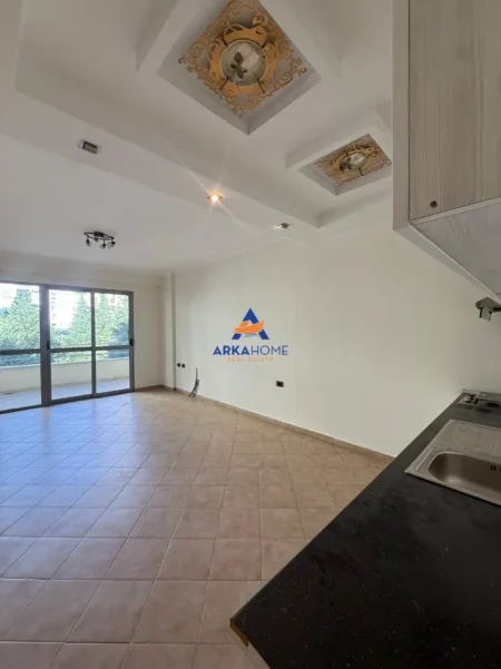 Tirane, shitet apartament 2+1+Ballkon Kati 3, 114 m² 150.000 € 