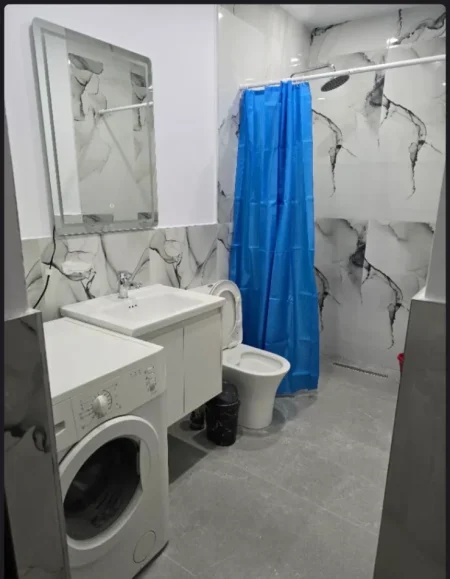Tirane, jepet me qera shtepi Vile 1 Katshe Kati 1, 75 m² 450 € (Vilat Amerikane)