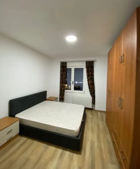 Tirane, jepet me qera apartament 2+1 Kati 7, 93 m² 700 € (vasil shanto)