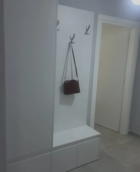 Tirane, jepet me qera apartament 2+1+Ballkon Kati 7, 101 m² 600 € (Brryli)