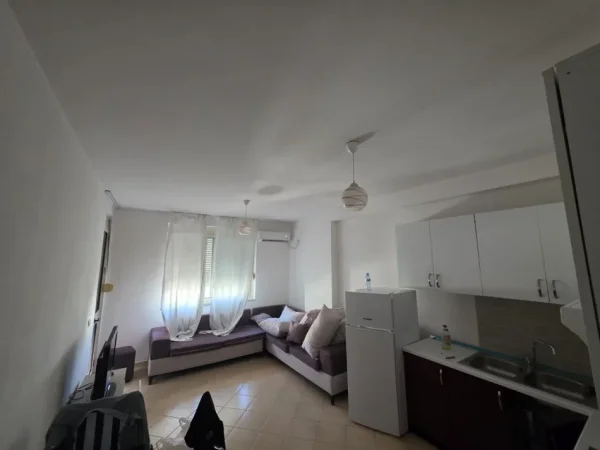 Tirane, jepet me qera apartament 1+1 Kati 6, 60 m² 450 € (Astir)