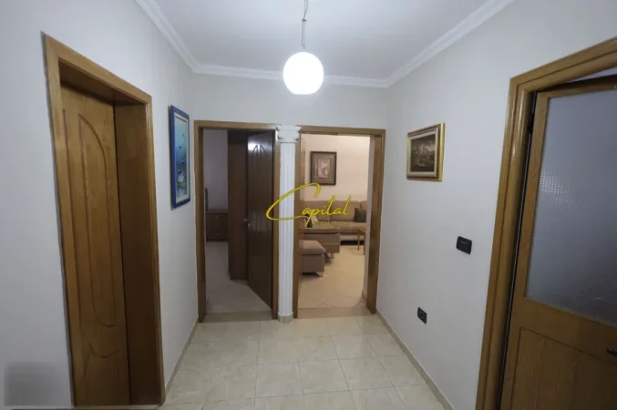 Tirane, jepet me qera apartament 2+1 Kati 2, 69 m² 550 € (MATERNITETI I RI)