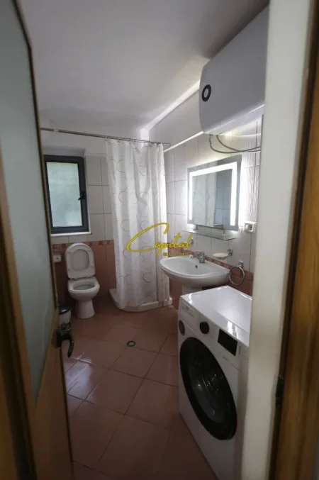 Tirane, jepet me qera apartament 2+1 Kati 2, 69 m² 550 € (MATERNITETI I RI)