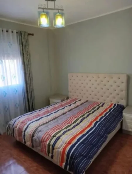 Tirane, jepet me qera apartament 1+1 Kati 3, 70 m² 400 € (Don Bosko)