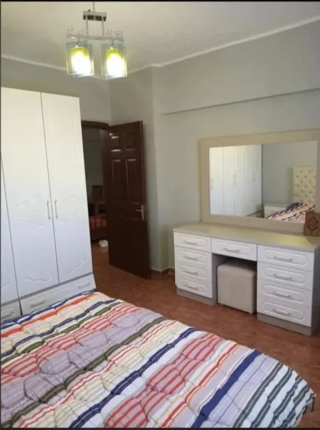 Tirane, jepet me qera apartament 1+1 Kati 3, 70 m² 400 € (Don Bosko)