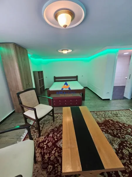 Tirane, shitet apartament Dublex Kati 2, 94 m² 238.700 € 