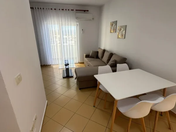 Lezhe, shitet apartament 1+1 Kati 5, 100.000 € (EMIRI PALACE)