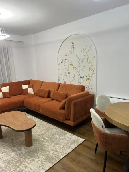 Tirane, jepet me qera apartament 1+1 Kati 5, 70 m² 580 € (Bulevardi i Ri)