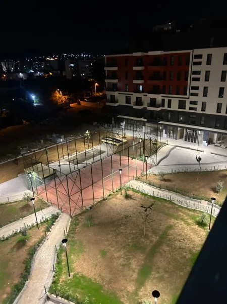 Tirane, jepet me qera apartament 1+1 Kati 5, 70 m² 580 € (Bulevardi i Ri)