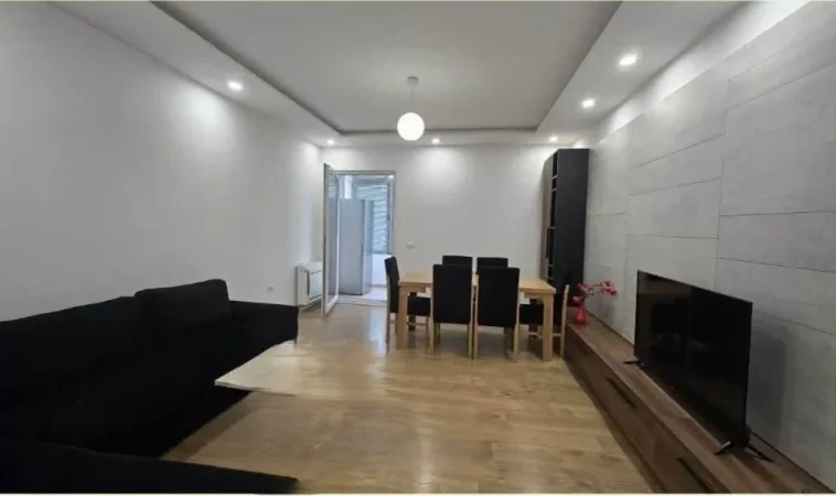 Shqiperi, jepet me qera apartament 2+1+Aneks+Ballkon Kati 6, 111 m² 733 € (ifran tomini)