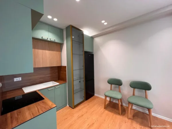Tirane, jepet me qera apartament 2+1 , 100 m² 780 € (don bosko)