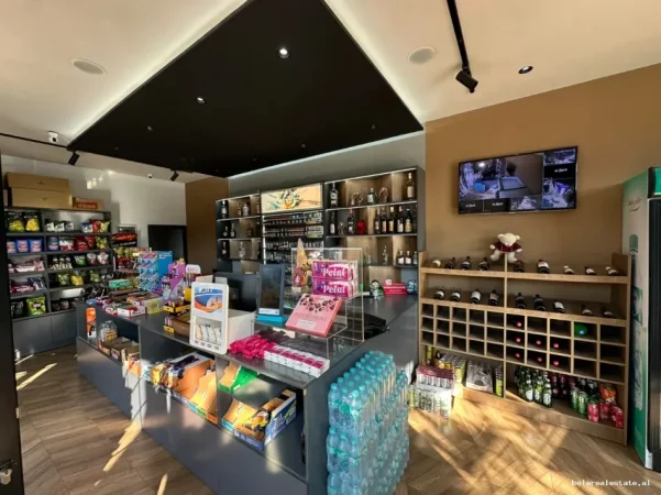 Tirane, jepet me qera ambjent biznesi Kati 0, 40 m² 470 € (oxhaku)