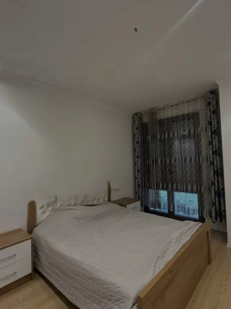 Tirane, jepet me qera apartament 1+1 Kati 2, 66 m² 570 € (FIORI DI BOSKO)