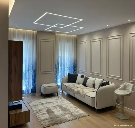 Tirane, jepet me qera apartament 1+1+Ballkon Kati 4, 65 m² 450 € (univers city)