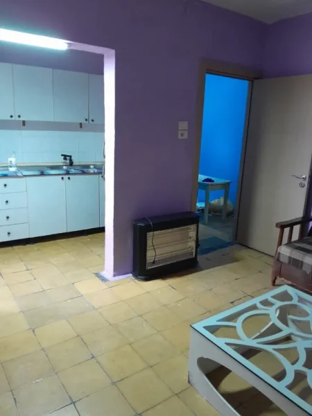 Tirane, jepet me qera apartament 1+1 Kati 5, 54 m² 300 € (Rruga Ura)