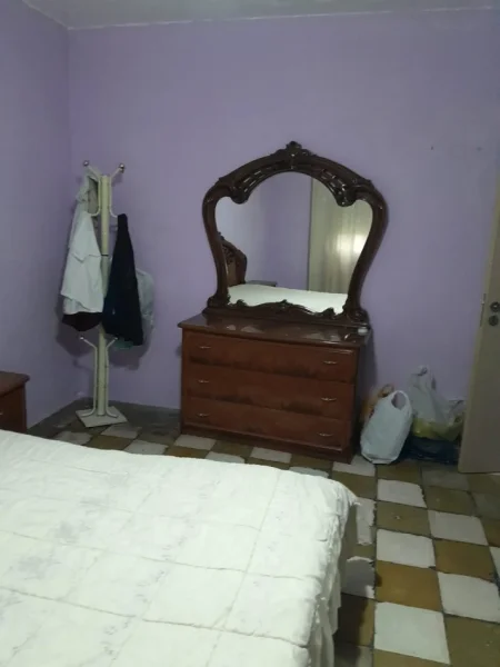 Tirane, jepet me qera apartament 1+1 Kati 5, 54 m² 300 € (Rruga Ura)