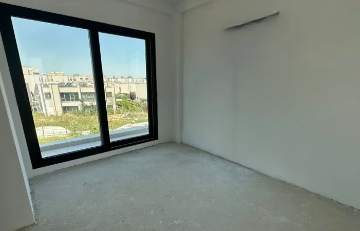 Tirane, shitet Vile Vile 3 Katshe Kati 0, 225 m² 750.000 € (LIQENI I THATE)