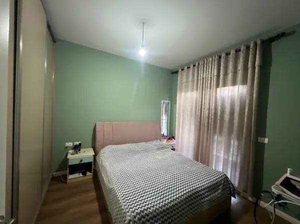 Tirane, shitet apartament 1+1+Aneks+Ballkon Kati 5, 55 m² 105.000 € (astir)