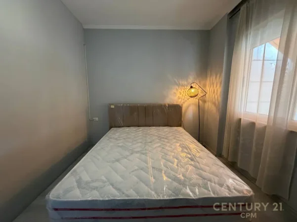 Tirane, shitet apartament 1+1+Ballkon Kati 2, 84 m² 180.000 € 