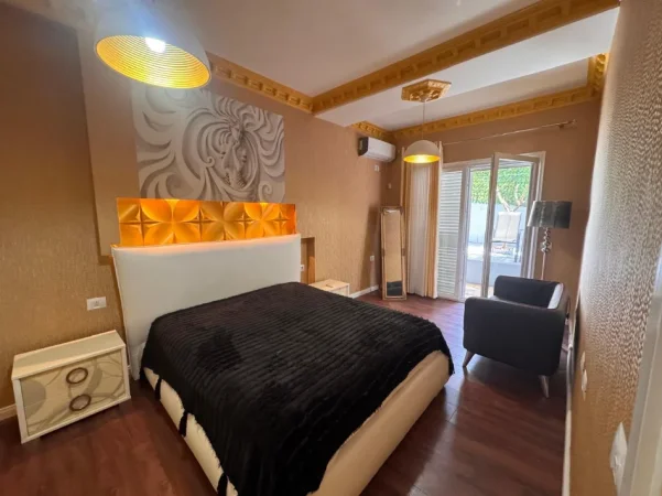 Tirane, jepet me qera apartament 2+1 Kati 1, 140 m² 750 € (LIQENI I THATE)
