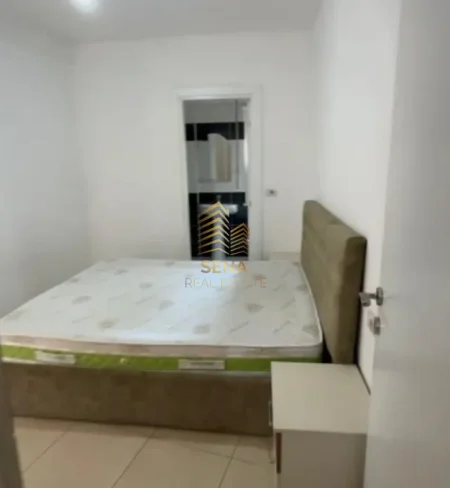 Tirane, jepet me qera apartament 2+1+Ballkon Kati 2, 90 m² 500 € (Ali Demi)