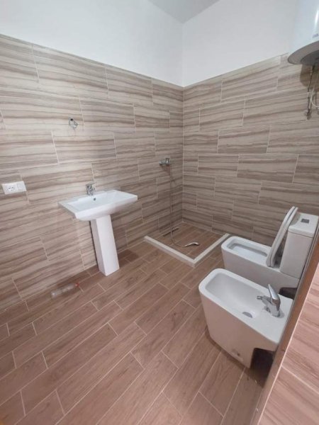 Durres, shitet apartament 1+1+BLK Kati 6, 50 m² 55.000 Euro