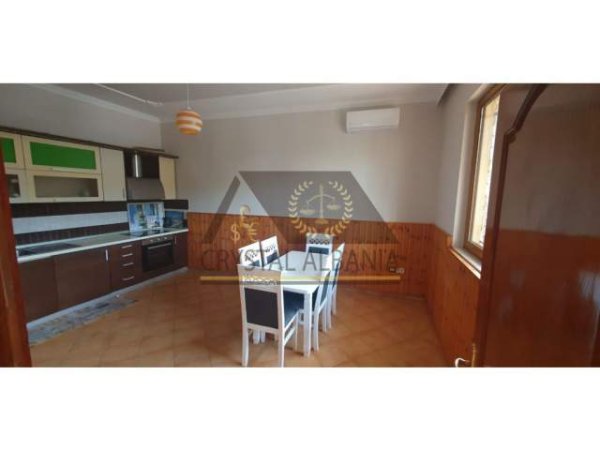 Tirane, jap me qera shtepi 2 Katshe Kati 1, 130 m² 500 Euro