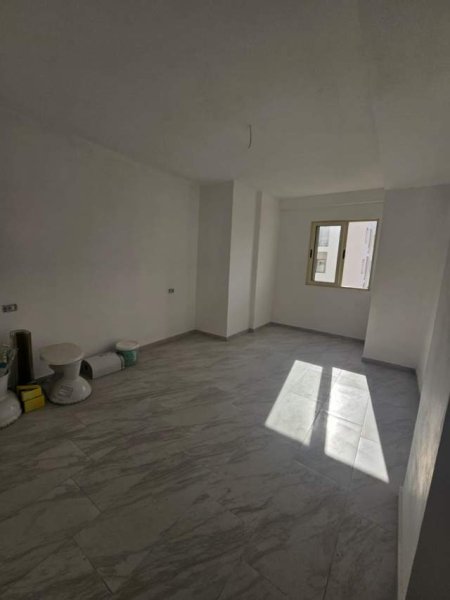 Durres, shitet apartament 2+1+BLK Kati 7, 101 m² 66.000 Euro (PRANE HEKURUDHES DURRES)