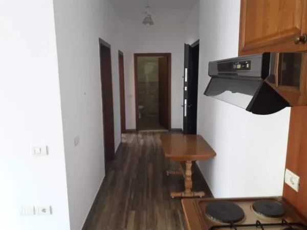 Tirane, jepet me qera apartament 2+1 Kati 7, 94 m² 35.000 Leke (Astir)