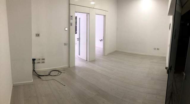 Tirane, jepet me qera zyre Kati 2, 60 m² 500 Euro (Inxhinjeria)