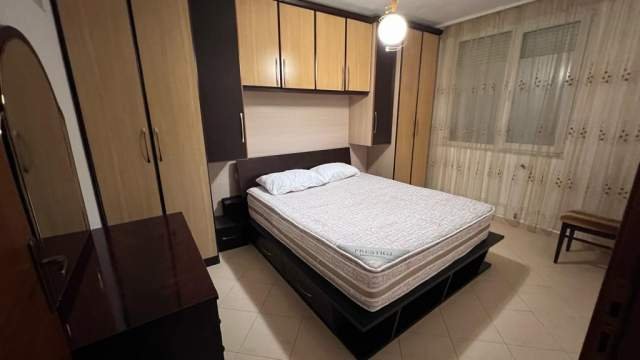 Tirane, jepet me qera apartament Kati 5, 87 m² 600 Euro