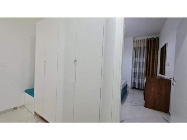 Tirane, shitet apartament Kati 7, 77 m² 175.000 Euro (rruga e kavajes)