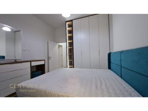 Tirane, shitet apartament Kati 7, 77 m² 175.000 Euro (rruga e kavajes)