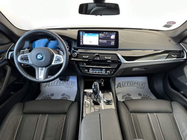 Tirane, shes makine BMW 545 E X-DRIVE M-SPORT Viti 2022, 57.900 Euro