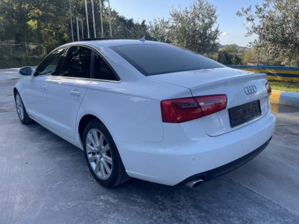 Tirane, shitet makine Audi A6 Viti 2012, 12.500 Euro