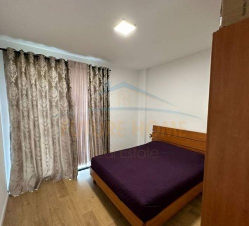 Tirane, jepet me qera apartament 1+1 Kati 1, 600 m² 650 Euro (Rezidenca Sofia)