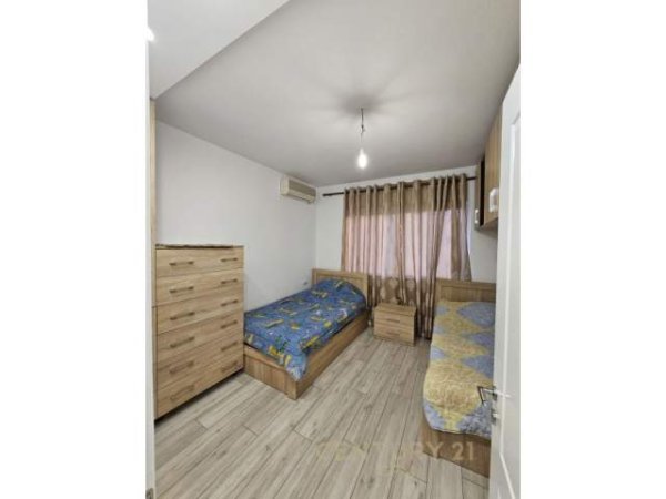 Tirane, shitet apartament 95 m² 170.000 Euro (komuna parisit)