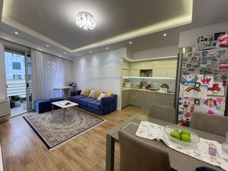 Tirane, shitet apartament 2+1+A+BLK Kati 6, 97 m² 125.000 Euro (stacioni trenit)