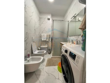 Tirane, shitet apartament 2+1+A+BLK Kati 6, 97 m² 125.000 Euro (stacioni trenit)